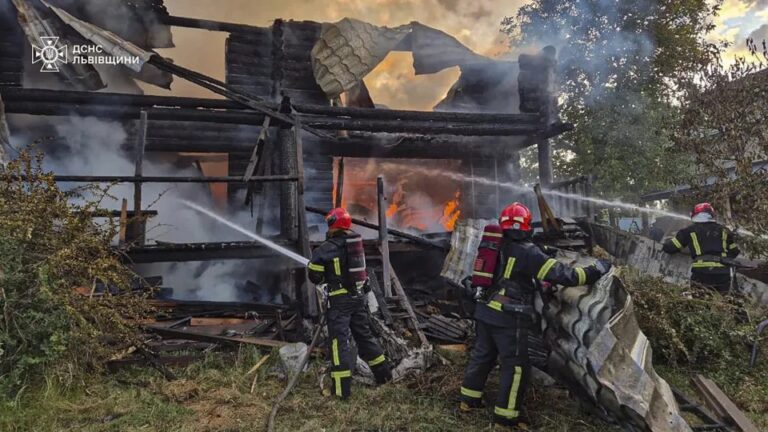 Rússia realiza cerca de 450 ataques nas últimas 24 horas, diz Kiev